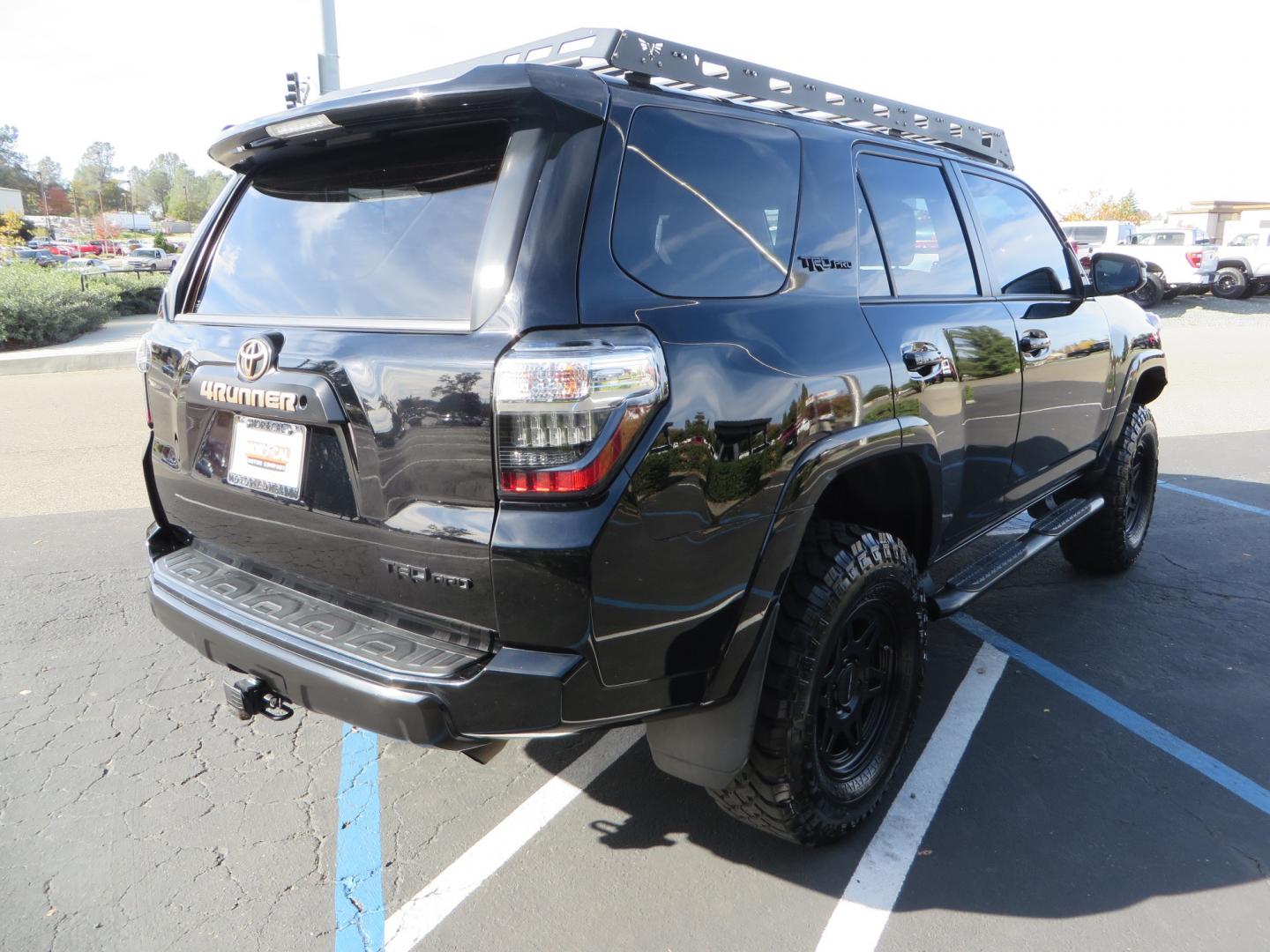 2019 Toyota 4Runner TRD Pro TRD Pro (JTEBU5JR5K5) with an V6, 4.0 Liter engine, automatic transmission, located at 2630 Grass Valley Highway, Auburn, CA, 95603, (530) 508-5100, 38.937893, -121.095482 - Clean TRd Pro 4Runner with lots of extras. Full roof rack, Body Armor front bumper, light bar, and skid plate, toy tec level kit, Method wheels, Westin running boards, Falcon tires. - Photo#4